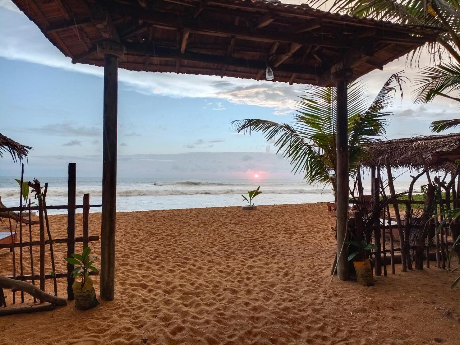 Ravana - Beach Cabanas Hikkaduwa Zewnętrze zdjęcie
